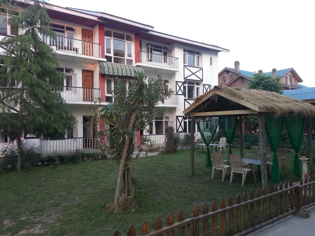 Royal Star Inn Σριναγκάρ Εξωτερικό φωτογραφία