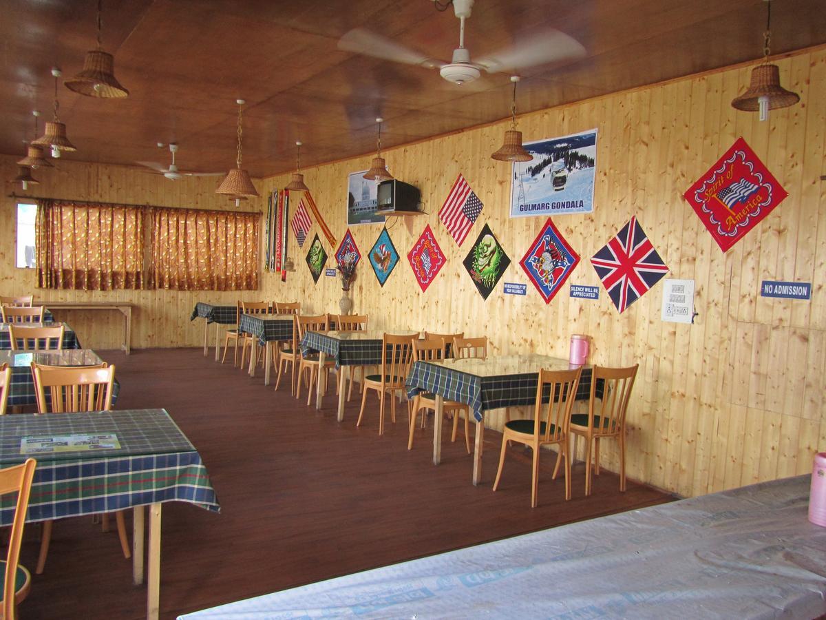 Royal Star Inn Σριναγκάρ Εξωτερικό φωτογραφία